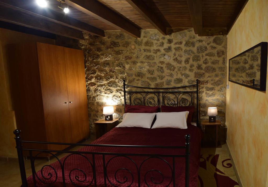 Paliokastro Guesthouse Kato Sinikia Trikalon Rom bilde